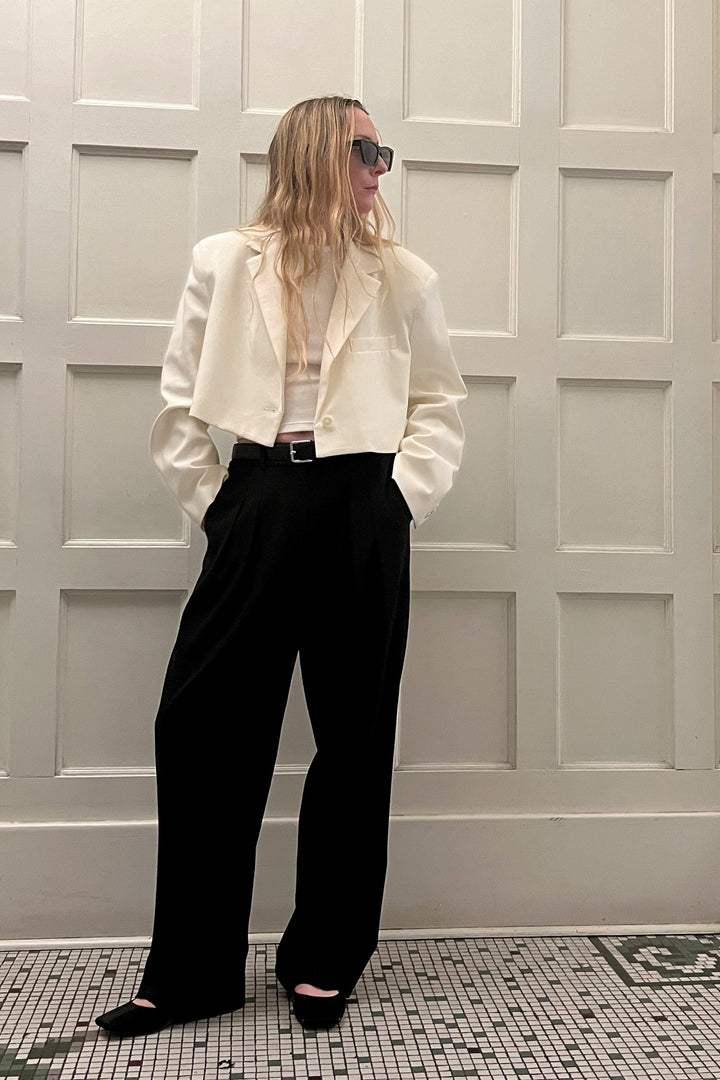 CROPPED BLAZER in Cream — alternate angle