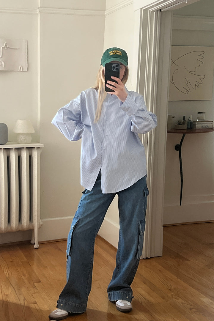 OAK 02 RELAXED FIT STRAIGHT LEG CARGO JEAN in Vintage Blue — alternate angle