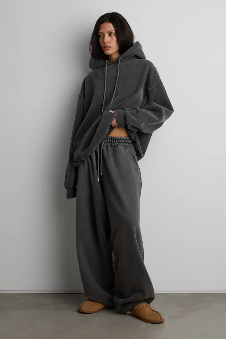 FLEECE STUDIO BOYFRIEND HOODIE